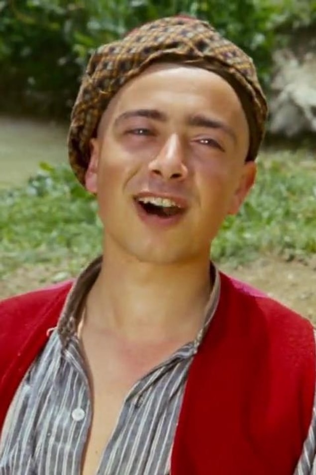 19. Keloğlan'dan sonra kolay kolay göremediğimiz oyuncu Rüştü Asyalı.