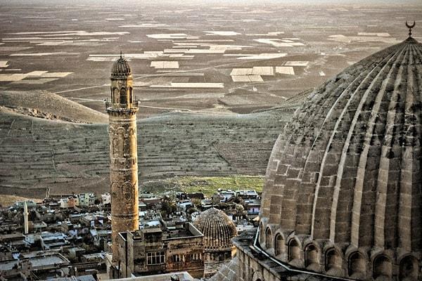 5. Tüm Mezopotamya ovasına hakim, Mardin Ulu Camii