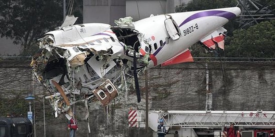 Tayvan'daki Uçak Kazasında İki Motor da Durmuş