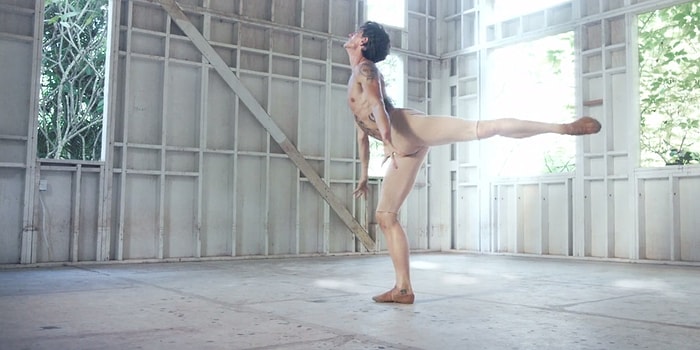 "Take Me To Church"ü Adeta Yaşayarak Dans Eden Balet