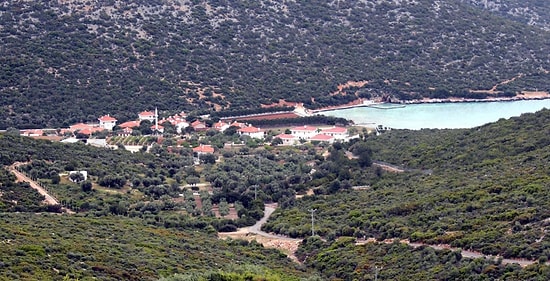 Urla Villaları: Bakanlık'tan Yeni Bilirkişi Heyetine İtiraz, Valilikten Gözlemciye Engel