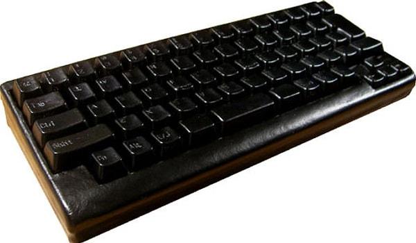 5. Deri Klavye (1500 TL)