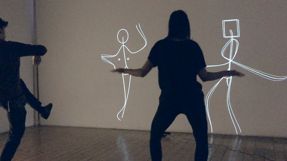 Yaptığınız Her Hareketi Taklit Eden Çöp İnsanlar