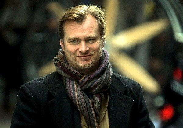 32- Christopher Nolan'ın yeni filmi...
