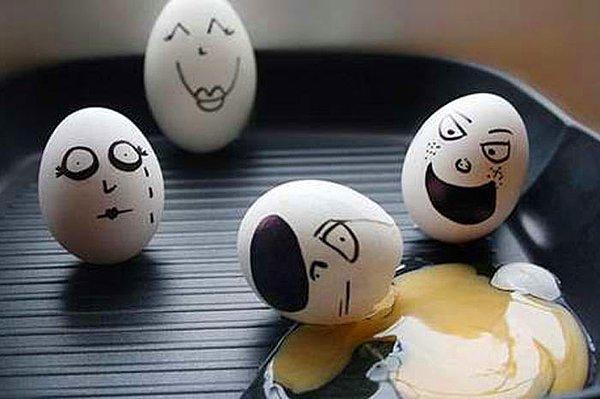 4. Yeni soyduğunuz yumurtanın elinizden kayıp yere düşmesi.