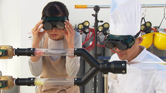 Dünyanın En Hızlı Etli Hamur Pişirme Makinesi