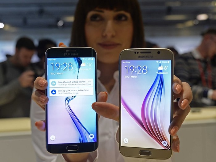 Samsung'un Yeni Galaxy S6 Telefonlarının Yapıp iPhone'un Yapamadığı 10 Şey