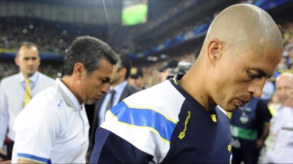 Alex'in Tartışma Yaratan Aykut Kocaman Tweeti