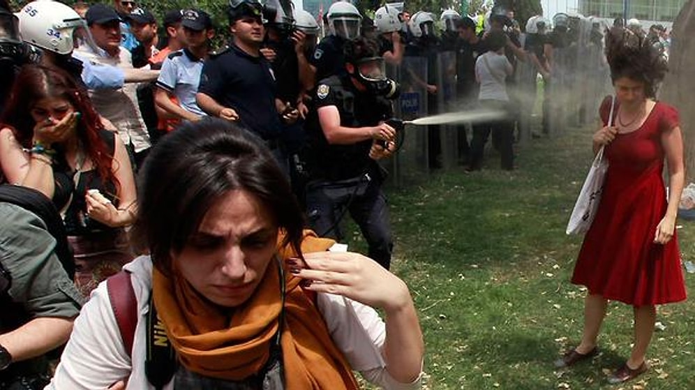 'Kırmızılı Kadın' Davasında Polisler Birbirini Suçladı