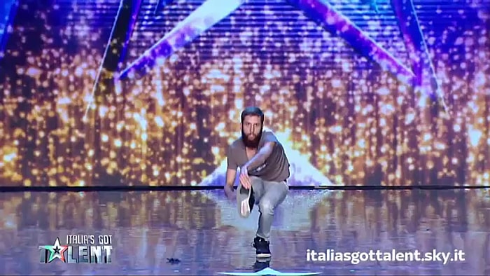 Yetenek Yarışmasının Lastik Adamı