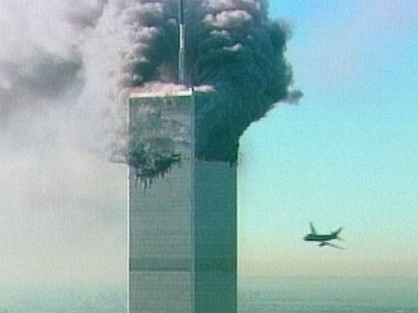 6. İkiz kulelere düzenlenen 11 Eylül saldırıları