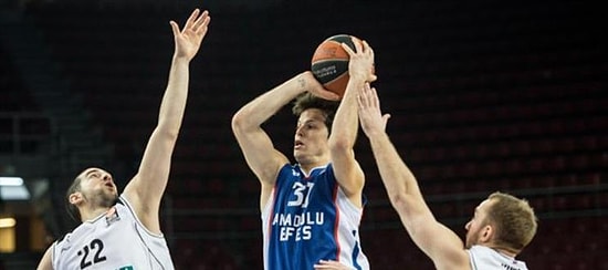 Anadolu Efes Tam Yol İleri