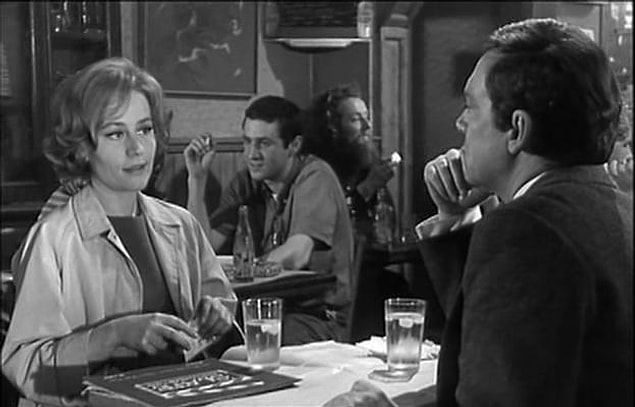 3. Three Rooms in Manhattan