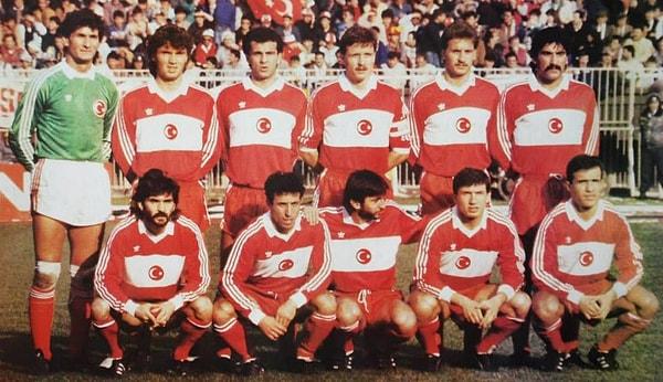 3. İnönü Stadı Kasım 1988 | Türkiye (Türkiye - Demokratik Almanya)