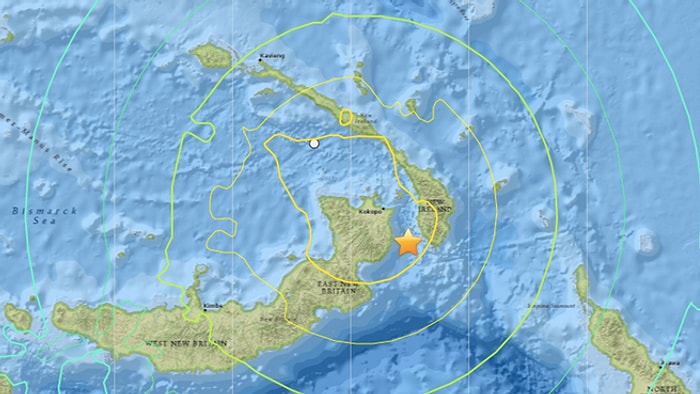 Papua Yeni Gine'de Deprem ve Tsunami Uyarısı