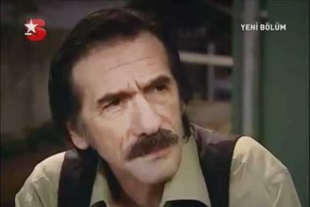 3. Çek döner senet döner, üstüne oturursan sepet döner.