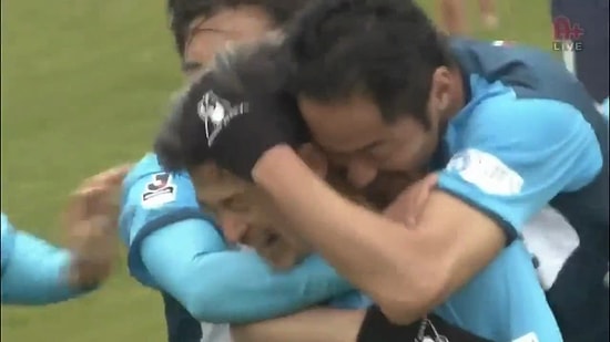 Yaş 48 İş Bitmemiş: Dünyanın En Yaşlı Profesyonel Futbolcusunun Kafa Golü