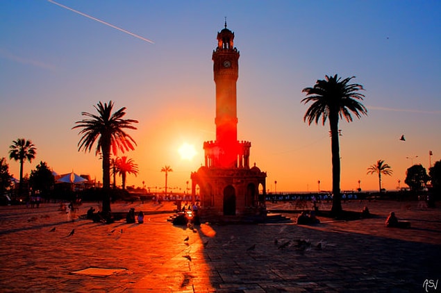 Sen İzmir'de Yaşıyorsun!