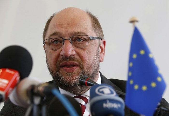 AP Başkanı Schulz’dan Davutoğlu’na Telefon