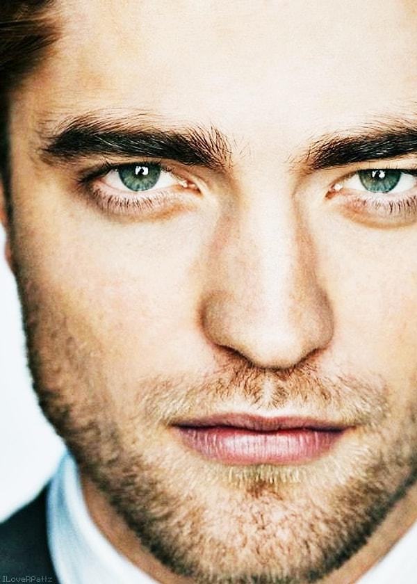 8- Robert Pattinson