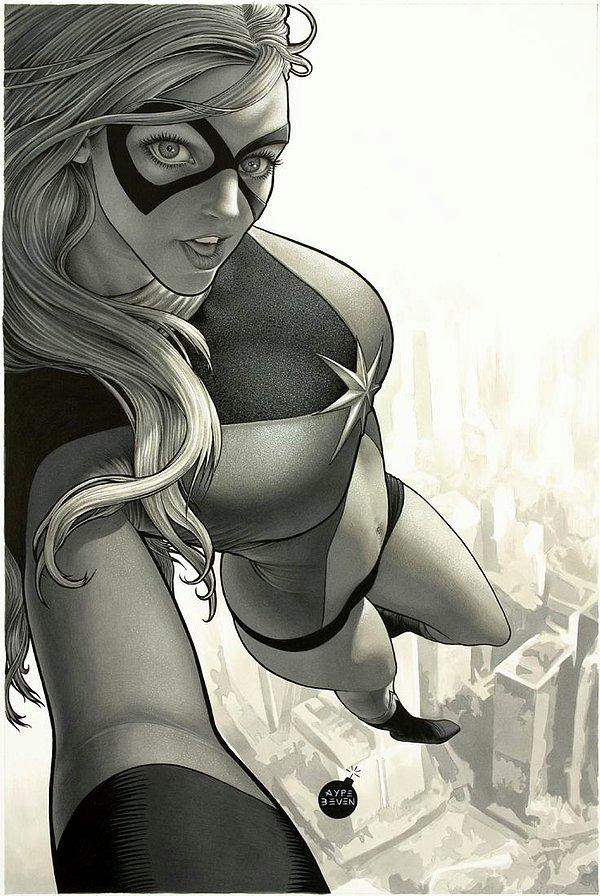 Ms. Marvel siyah beyaz selfie çekiyor :)