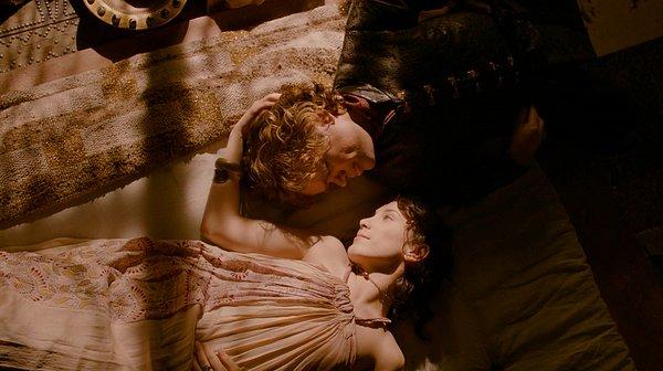 7. Westeros'ta sevginin yeri olmadığını unutmayın.