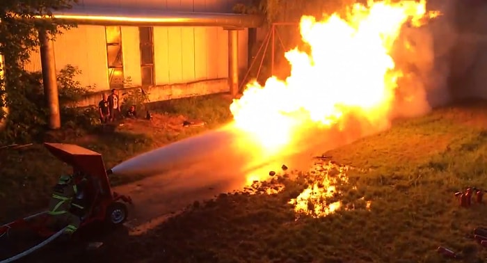 Ateş ve Suyun Savaşında Kazanan Taraf Kim Olacak?