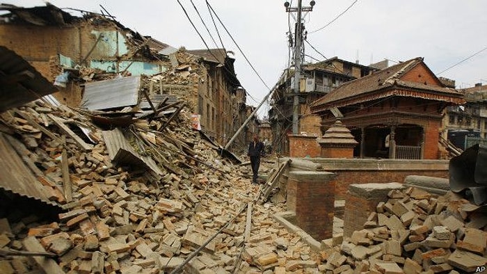 Nepal'deki Deprem '20 Atom Bombası Gücünde'