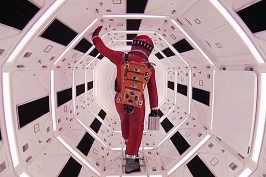 Çekim Teknikleri Sayesinde Yüz Metre Uzaktan Bile Filmlerini Tanıyabileceğiniz 14 Yönetmen