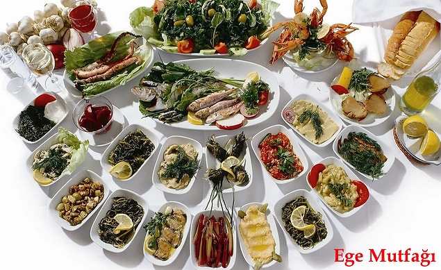 13. Hem sağlıklı hem de lezzetli onlarca yemeğin anavatanı olması.