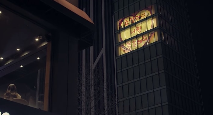 Post-it'ler ile Unutulmaz Bir Evlilik Teklifi Alan Kızın Duygu Dolu Anları