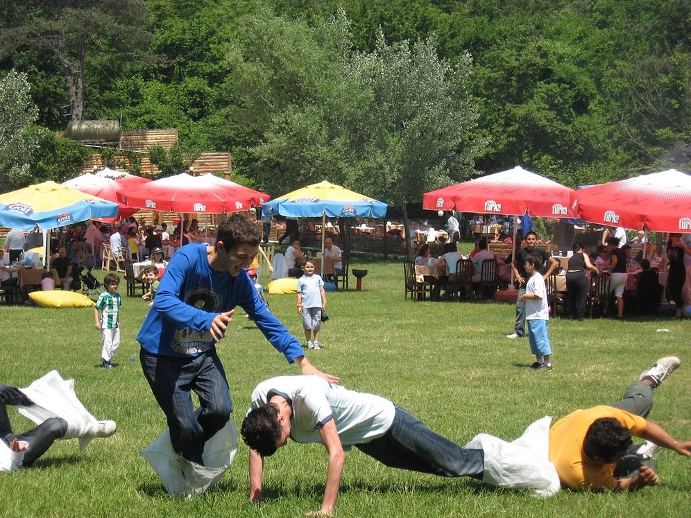 Bu Yaz Pikniğe Gittiğinizde Oynayabileceğiniz En Güzel 10 Oyun