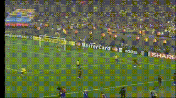 2005-2006: Barcelona-Arsenal / Juliano Belletti'nin Golü