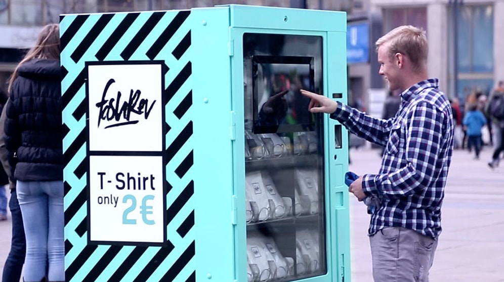 Bu T-Shirtlerin Tanesi 2 Euro Fakat Hiç Kimse Satın Almıyor; Siz de Almak İstemezdiniz...