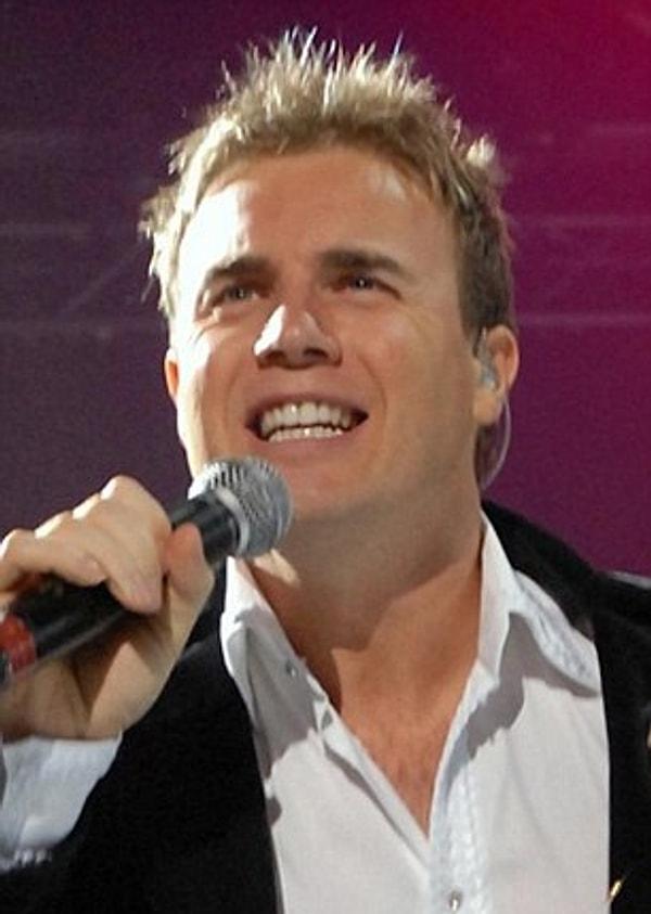 Ailesiyle İngiltere'de yaşayan Gary'nin ismi 90'ların hit gruplarından Take That'in üyesi Gary Barlow'dan geliyor.