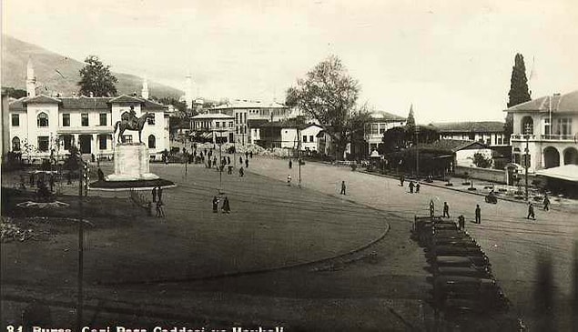 46. Heykel Meydanı