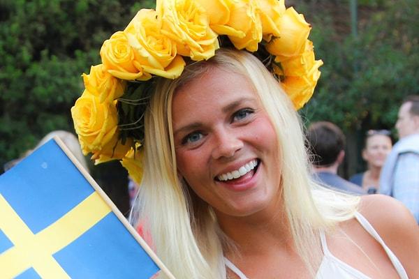 12. İsveçli kardeşlerimiz "utanç verici sır" yerine "çantasında temiz un bulunmamak" demeyi tercih ederler.