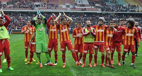 Erdoğan Kupa Versin Diye Saha Kapatma Cezası Ertelendi