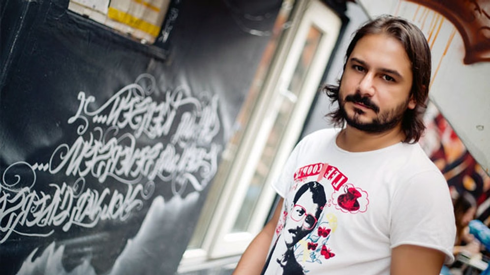 Erdoğan'a Hakaretten Yargılanan Emrah Serbes İçin Zorla Getirme Kararı