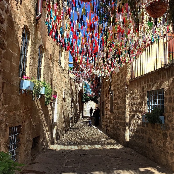 Buram Buram Sanat Kokan Sokaklarıyla: 3. Mardin Bienali