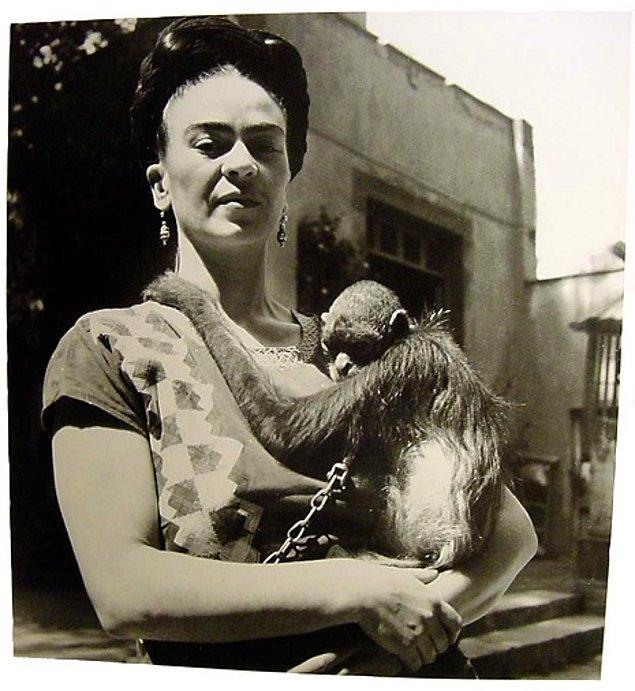 Frida, maymunu Caimito de Guayabal ile, 1943