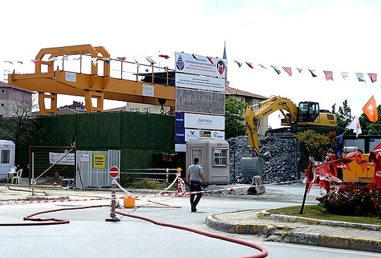 Metro İnşaatında Doğalgaz Borusu Delindi!