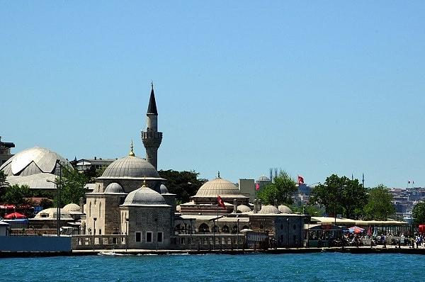 17. Şemsi Ahmet Paşa (Kuşkonmaz) Camii (İstanbul)