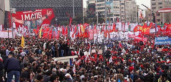 16. Toplantı ve Yürüyüş Hakkı