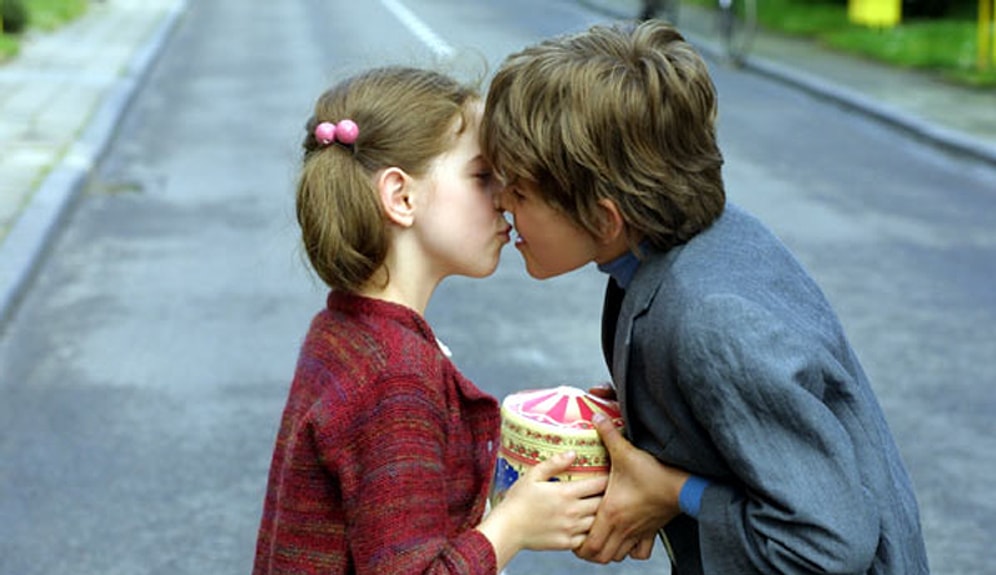 Çocukken Aşık Olduğumuzda Yaptığımız 16 Küçük Tatlı Saçmalık