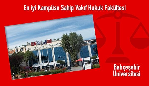 En İyi Kampüsü Olan Vakıf Üniversitesi Hukuk Fakültesi