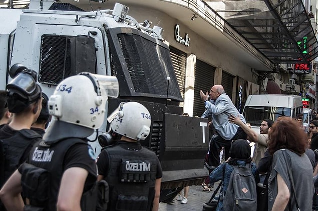19. 'TOMA'lara göğüs geren' vekillerle onur duyduğumuz bir yürüyüş.