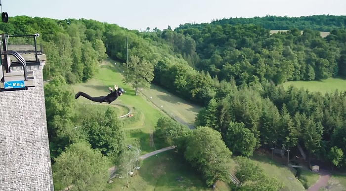 IKEA'nın Kablosuz Şarj Koleksiyonunu Halatsız Bungee Jumping Atlayışı ile Tanıtması