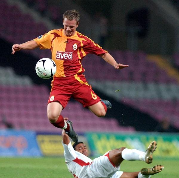 32. Tobias Linderoth - Galatasaray