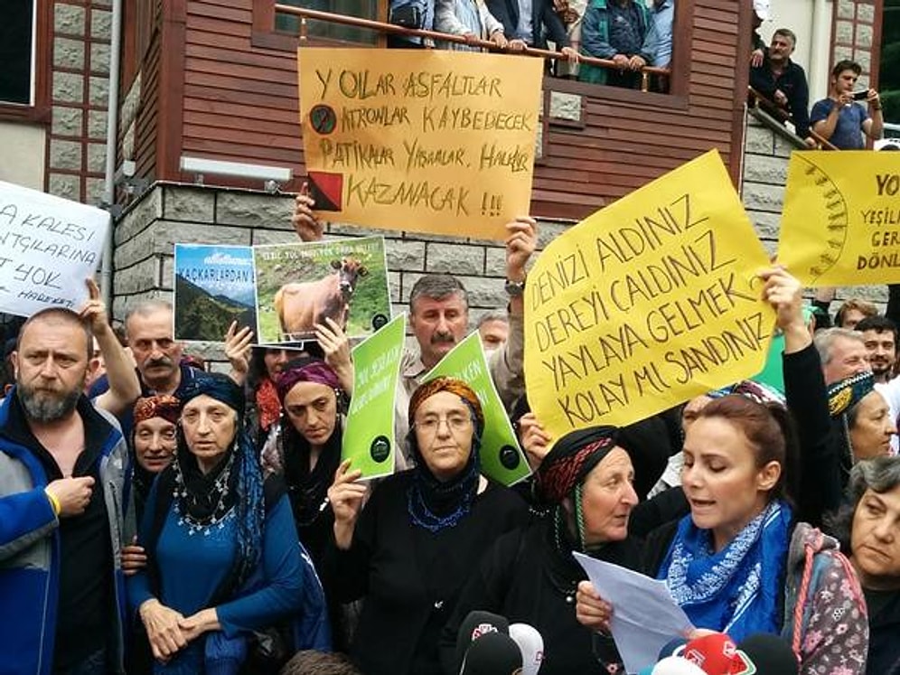 Yeşil Yol'a Dur Demek İçin, Çamlıhemşin Kaymakamlığı Önünde Basın Açıklaması